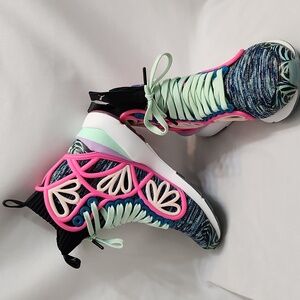 Puma X Sophia Webster Pearl Cage Graphic Mid Sneakers (W Size 7)